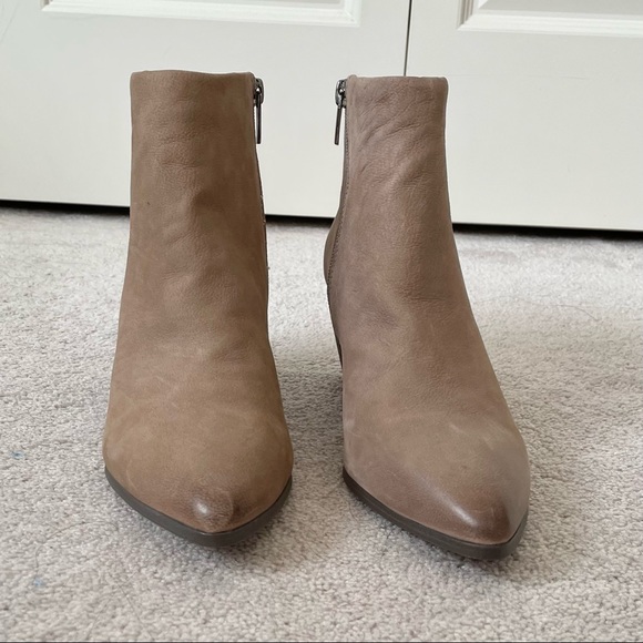 Vince Camuto Women's Grasem Stacked Heel Booties size 6M - Picture 5 of 6